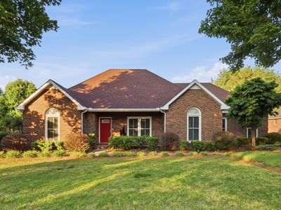 1907 Chartwell Ct