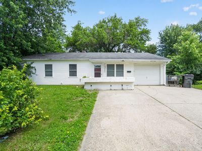 4023 Cass Ct