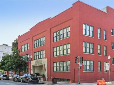 760 Magazine St APT Penthouse