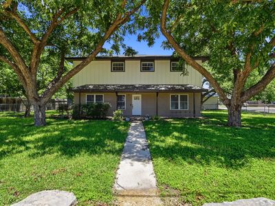 15751 Medina