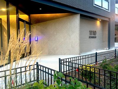 1110 W Schubert Ave #201