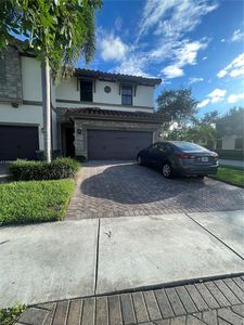 9596 Town Parc Cir N