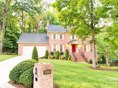 2020 Fairchelsea Way Ln