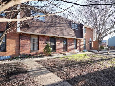 1883 Willoway Cir N