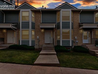 3938 Smoke Tree Dr