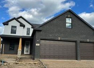 552 Falcon Dr