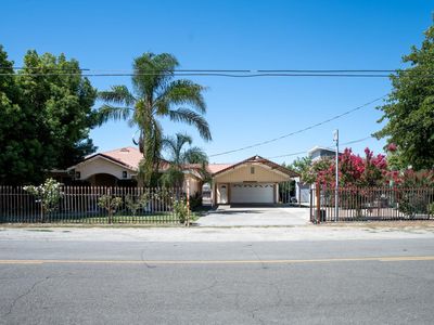 4583 E Harvest Rd