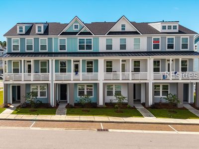 418 Parkside Commons