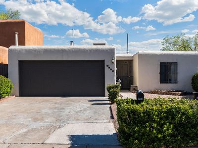 4921 Quail Ridge Dr NW