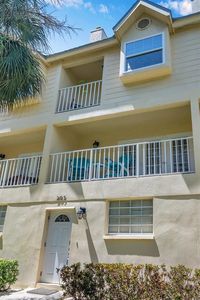 17960 Gulf Blvd APT 203
