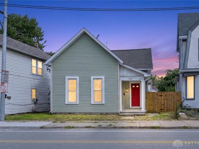 721 Xenia Ave