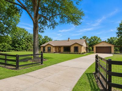 10070 Woodcreek Cir
