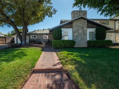 1534 Hutchison Valley Dr