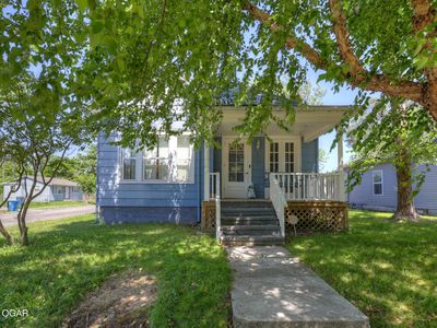 801 S Empire Ave