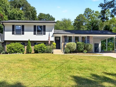 1403 Maple Ave