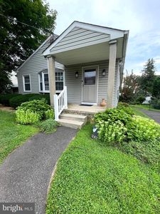 Property at 2829 Jenkintown Rd, Glenside, PA