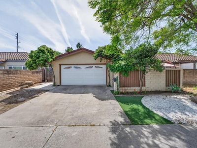 2104 Sharon Way