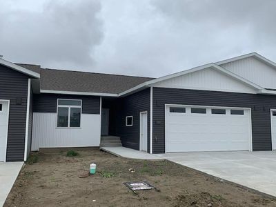 707 Calvert Dr