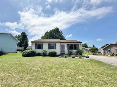 79 Bernwood Dr