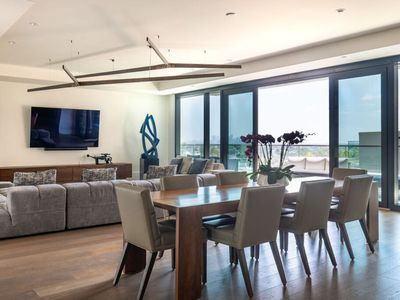 8420 Sunset Blvd #602