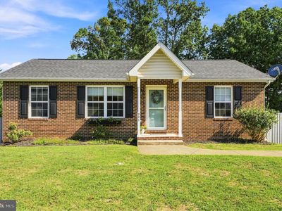 Property at 725 Christiansen Dr, Strasburg, VA