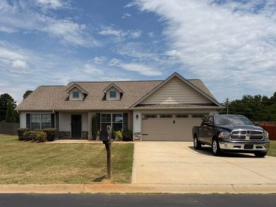 111 Manor House Ln