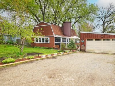 23233 W North Lakewood Ln