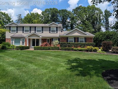 2374 Kingsbury Dr