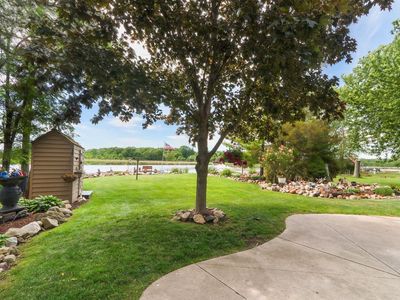 8508 Fox River ROAD