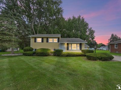 1960 Vivian Rd