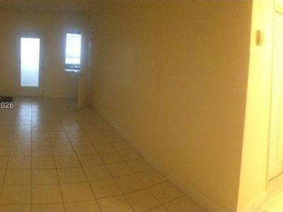 1430 NE 170th St APT 317