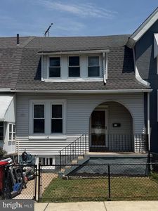 16 Cedar St