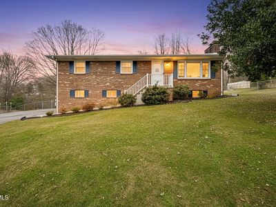 Property at 237 Paramount Dr, Bristol, TN