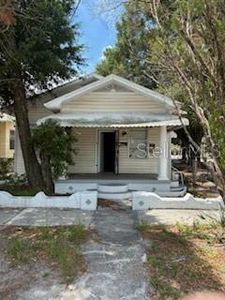 1401 E 24th Ave