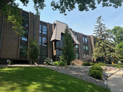 6075 Lincoln Dr APT 201