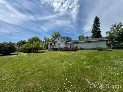115 N Superior Ave