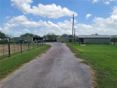 200 West Cres #418