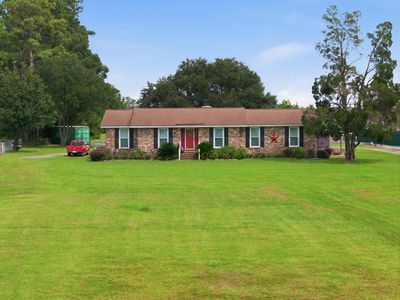 1922 S Live Oak Dr