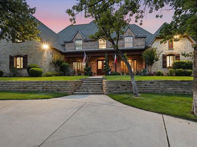 686 Knob Hill Ct
