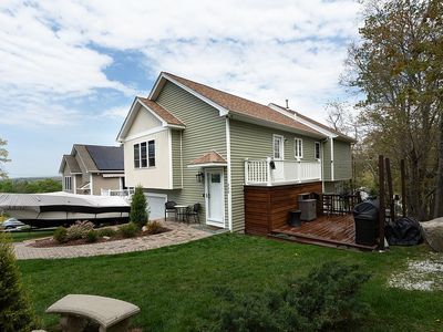 230 Manila Ave