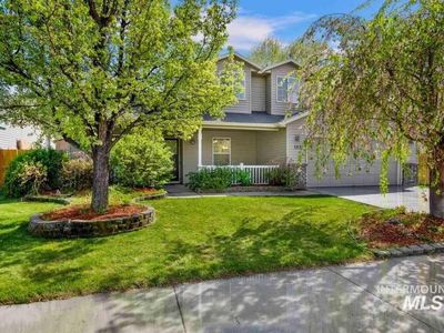 153 E Harris Hawk Dr