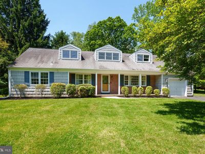 4 Manor Ave