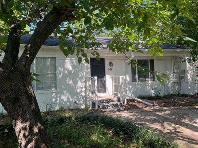 107 Lydia St