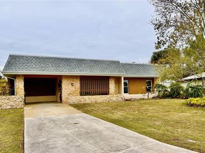 1385 Harmony Dr