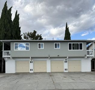 2131 Main St