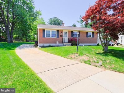 7 Francine Ct