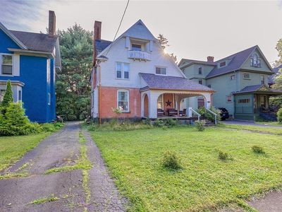 513 Euclid Ave