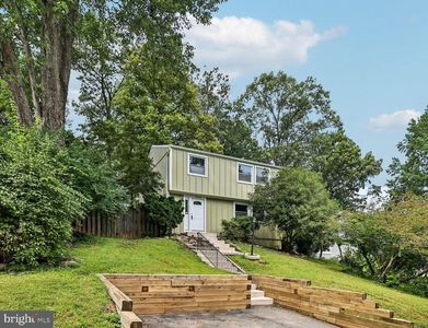 2322 Old Trail Dr