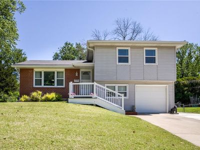 10609 Askew Ave