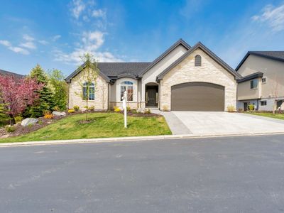 2173 E Fair Winns Ln